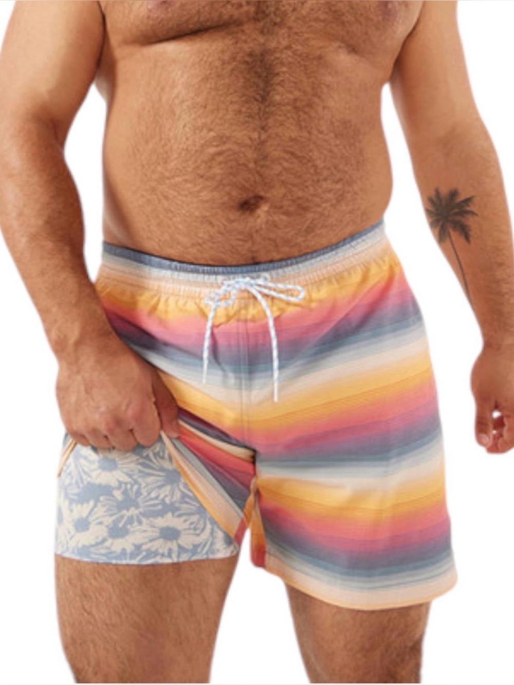 Chubbies The Malibu Sunsets 5’5 Classic Fit Trunks, Size L
